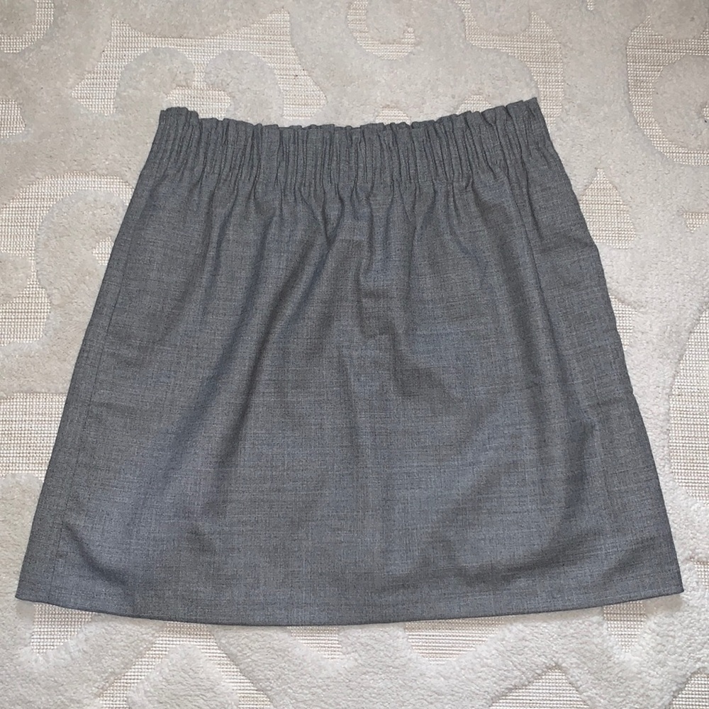 Gray sidewalk skirt, new with tags